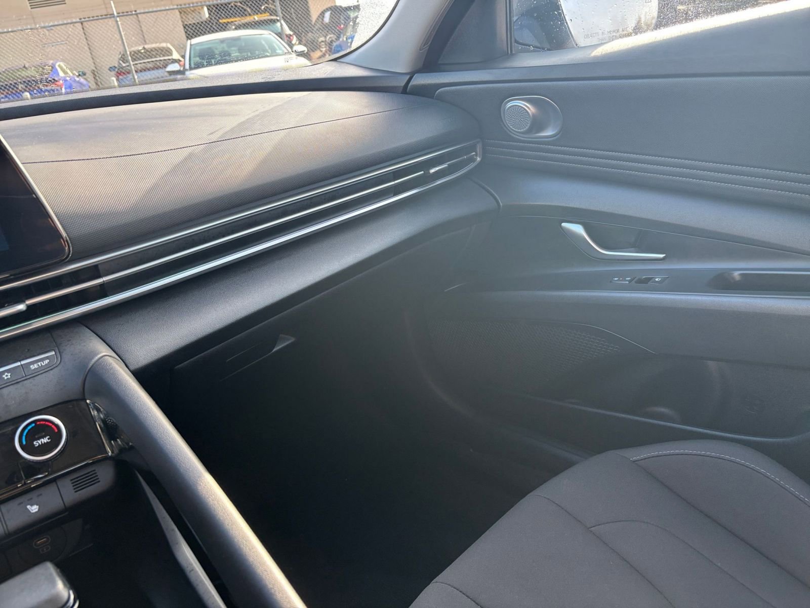 Thumbnail: 2025 Hyundai Elantra - 34