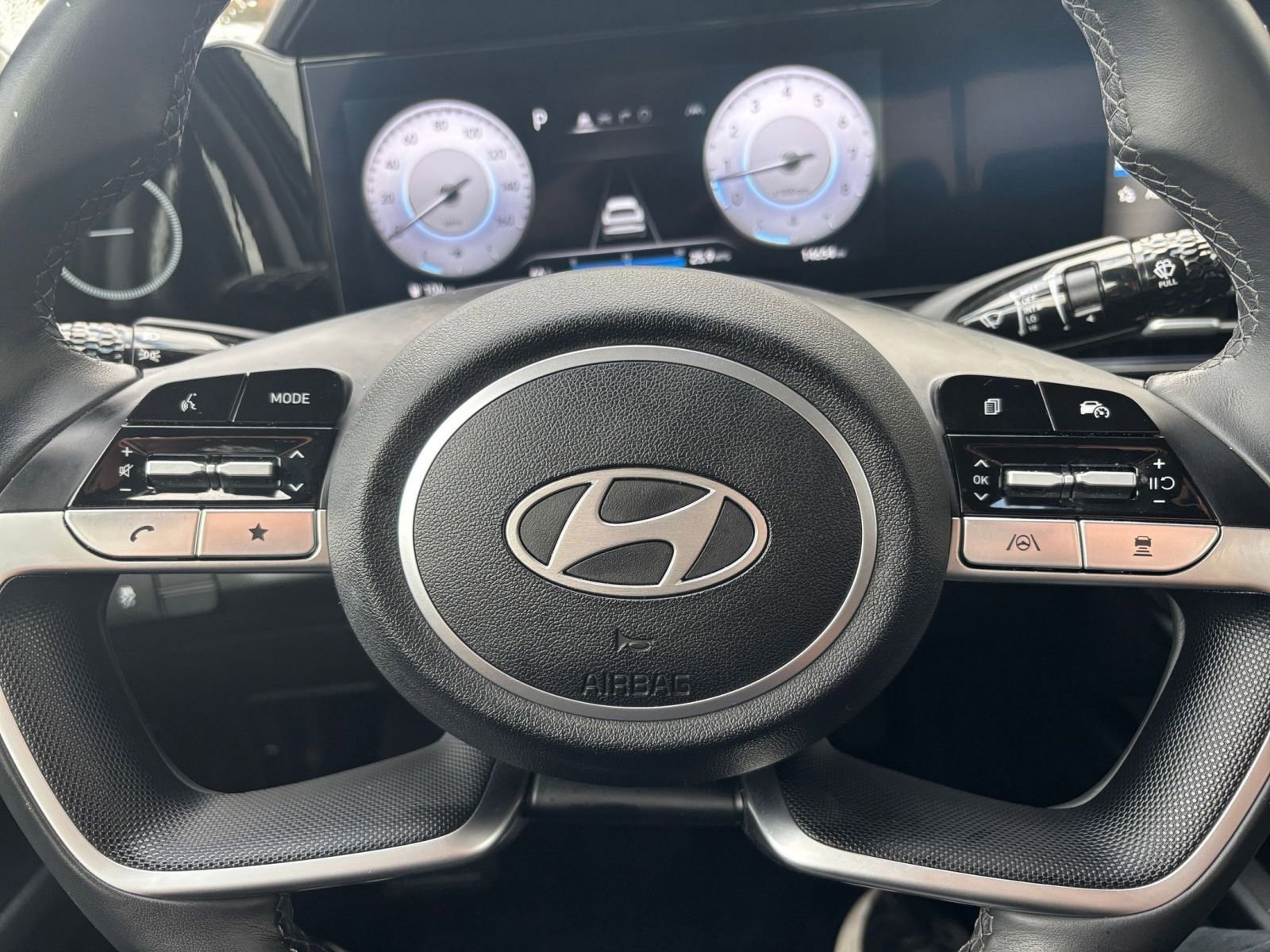 Thumbnail: 2025 Hyundai Elantra - 25