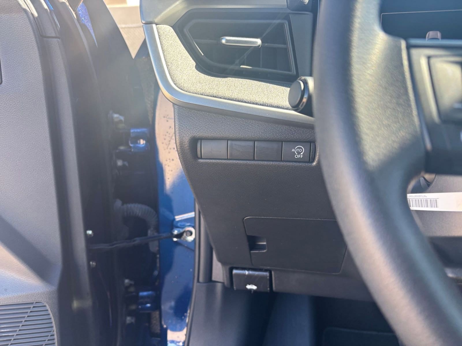 Thumbnail: 2025 Nissan Kicks - 32