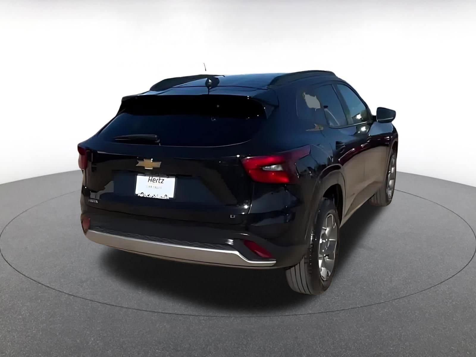 Thumbnail: 2025 Chevrolet Trax - 14