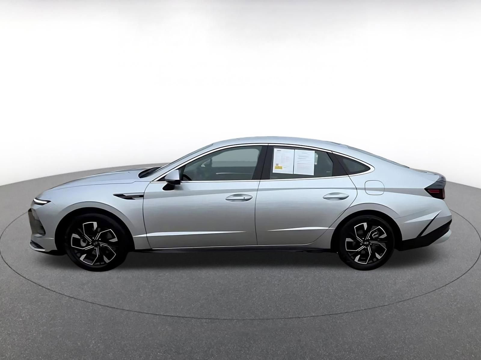 Thumbnail: 2025 Hyundai Sonata - 12