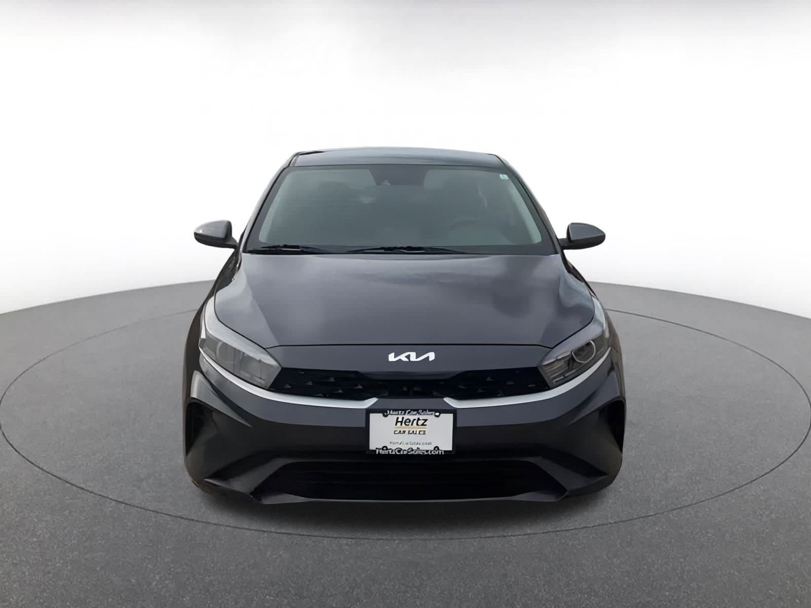 Thumbnail: 2023 Kia Forte - 4