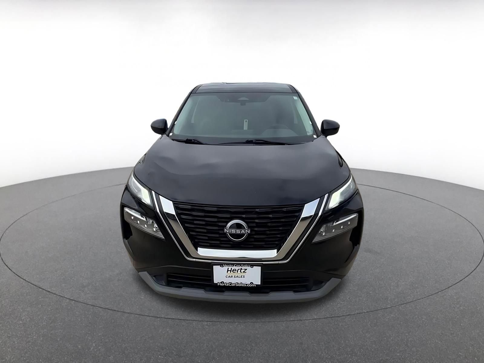 Thumbnail: 2023 Nissan Rogue - 4