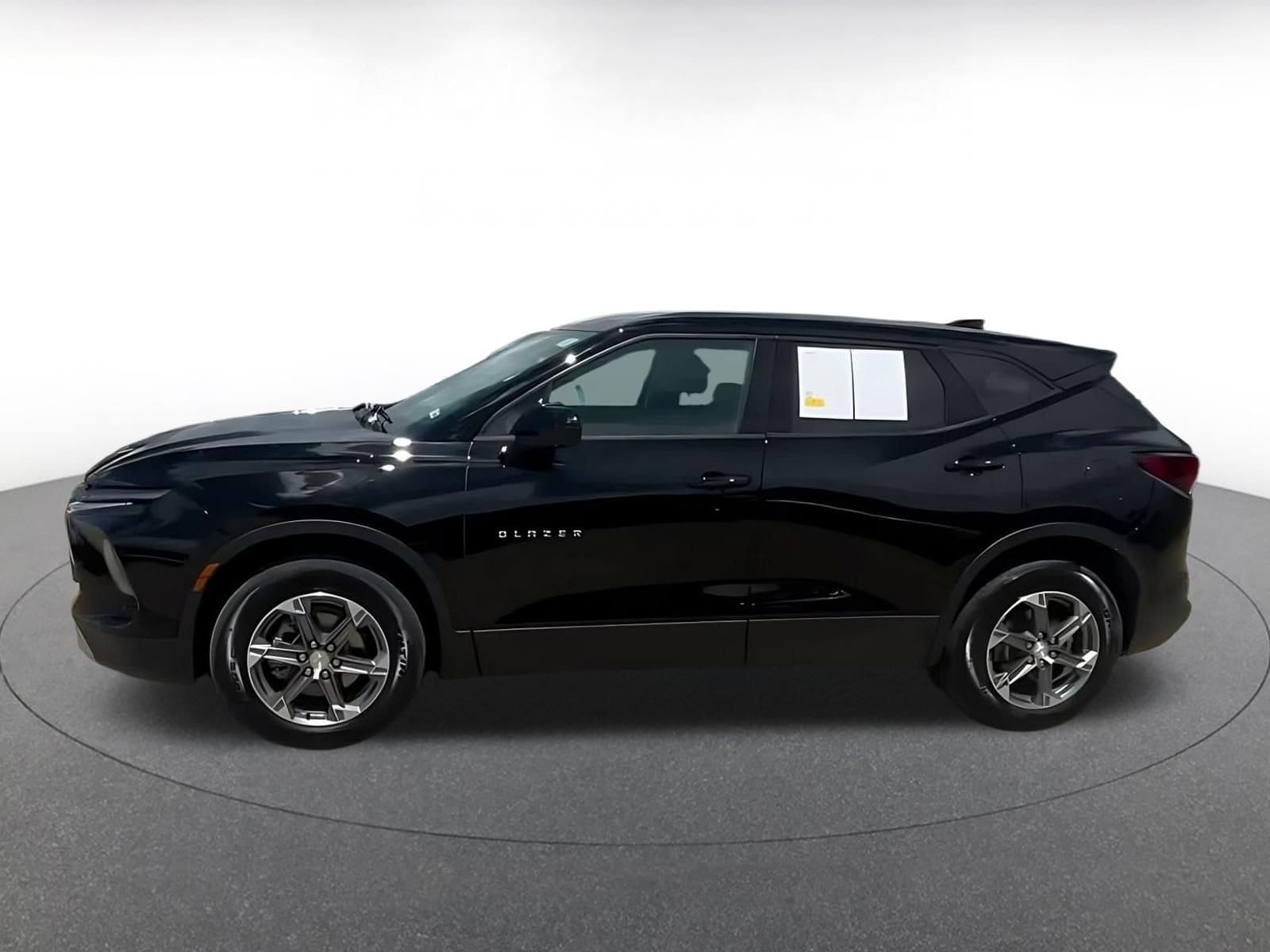 Thumbnail: 2026 Chevrolet Blazer - 8