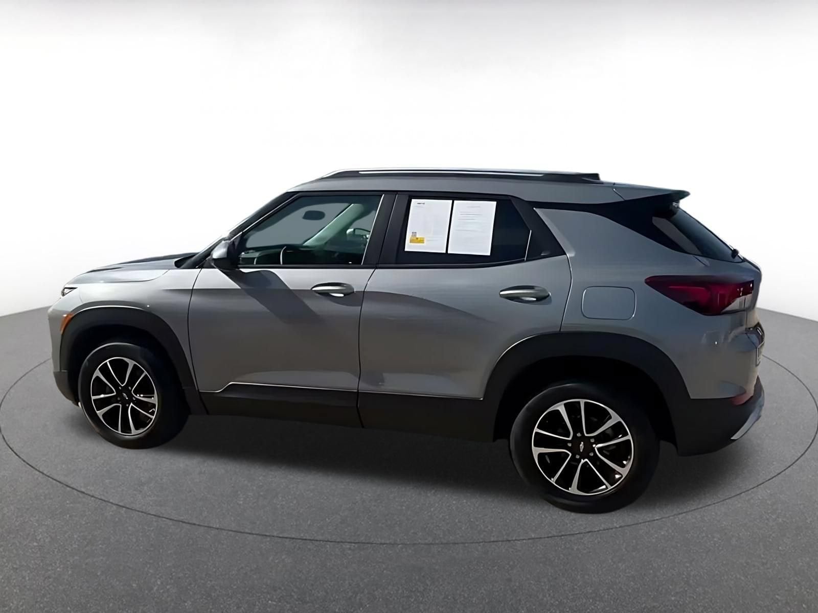 Thumbnail: 2025 Chevrolet TrailBlazer - 9