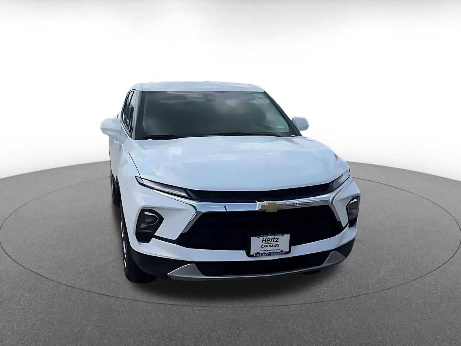 Thumbnail: 2026 Chevrolet Blazer - 3