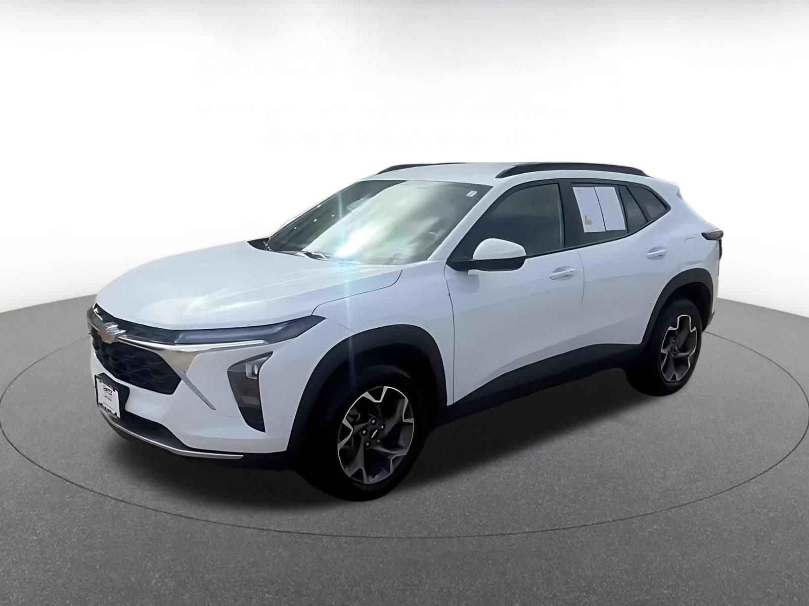 Thumbnail: 2025 Chevrolet Trax - 7