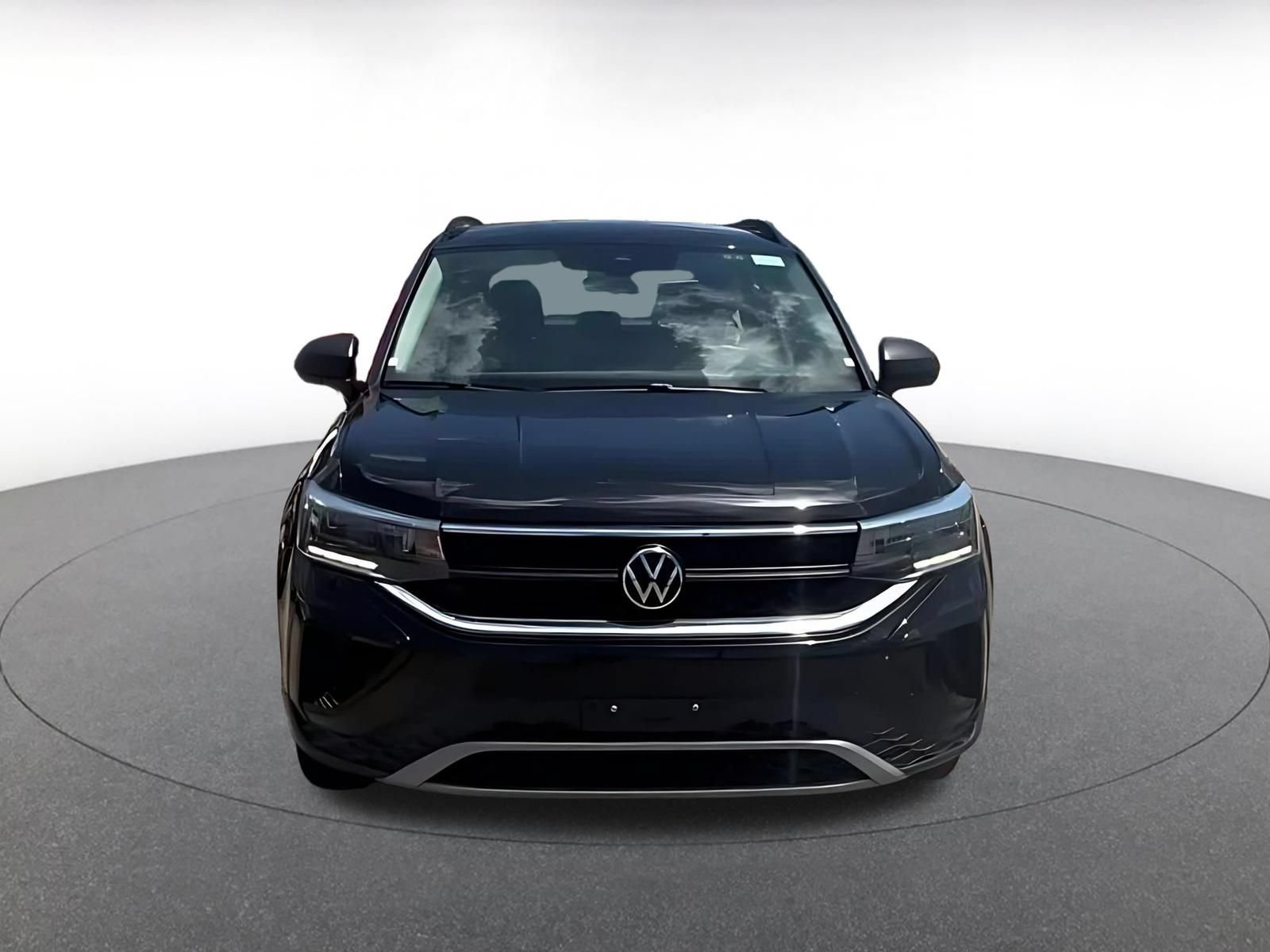 Thumbnail: 2024 Volkswagen Taos - 4