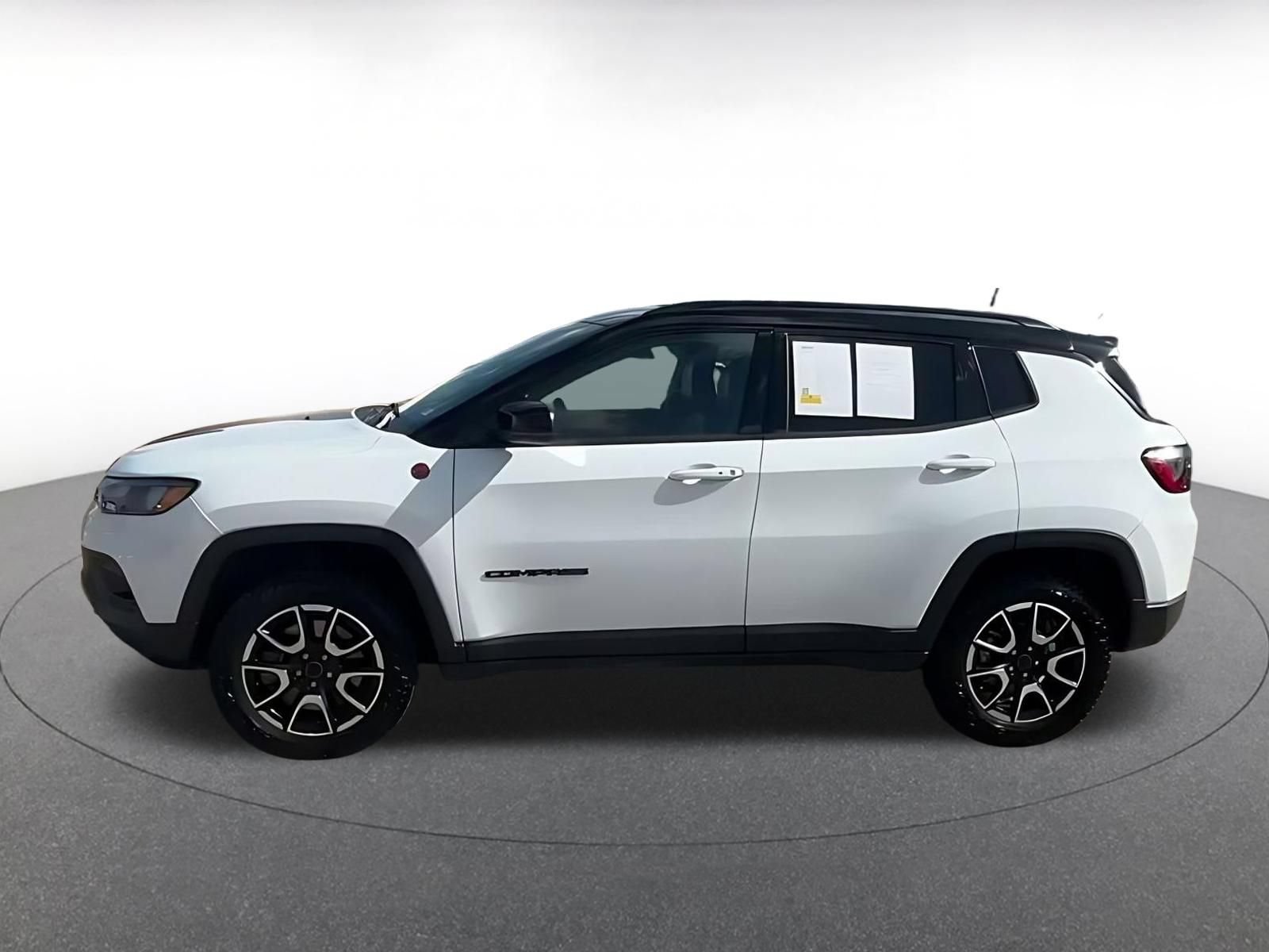 Thumbnail: 2025 Jeep Compass - 8