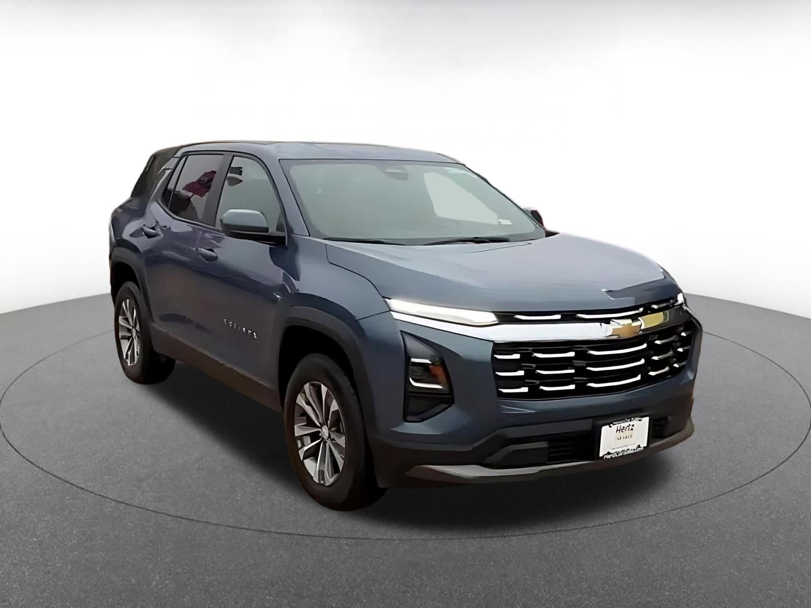 Thumbnail: 2025 Chevrolet Equinox - 3