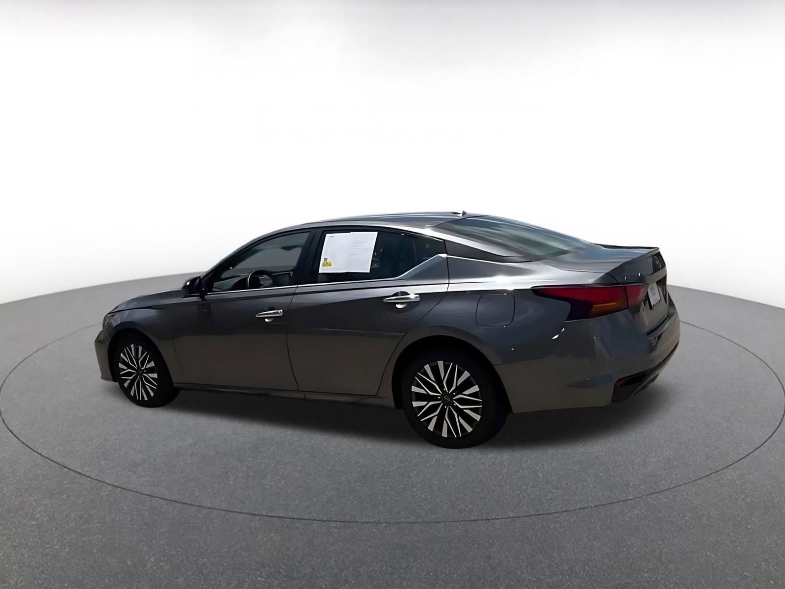 Thumbnail: 2025 Nissan Altima - 12