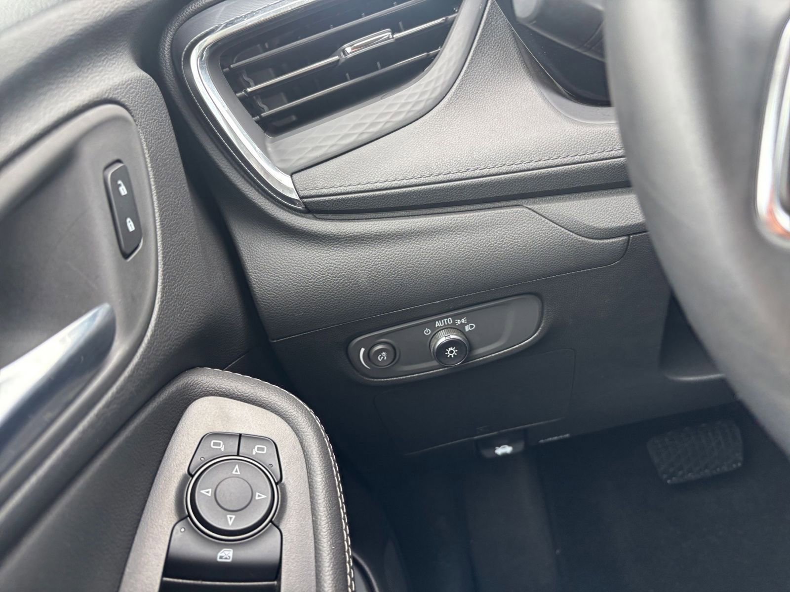 Thumbnail: 2025 Buick Encore GX - 33
