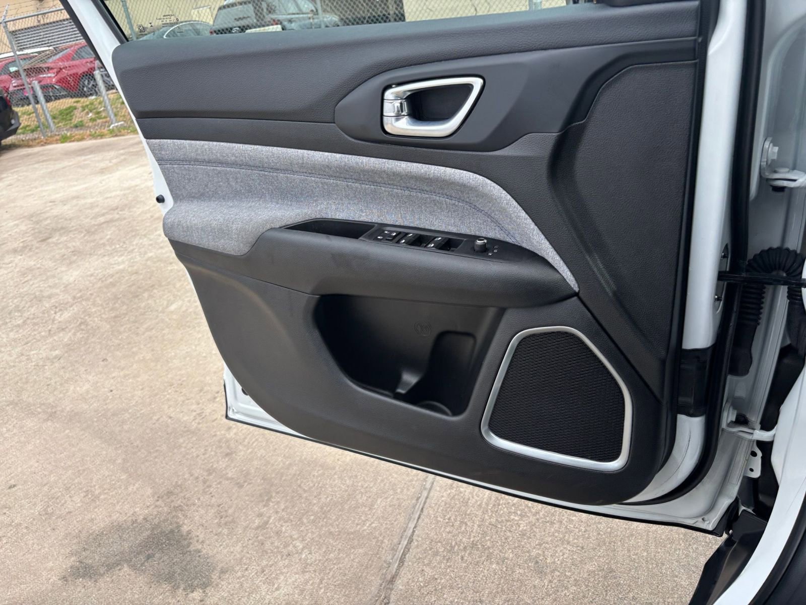 Thumbnail: 2025 Jeep Compass - 18