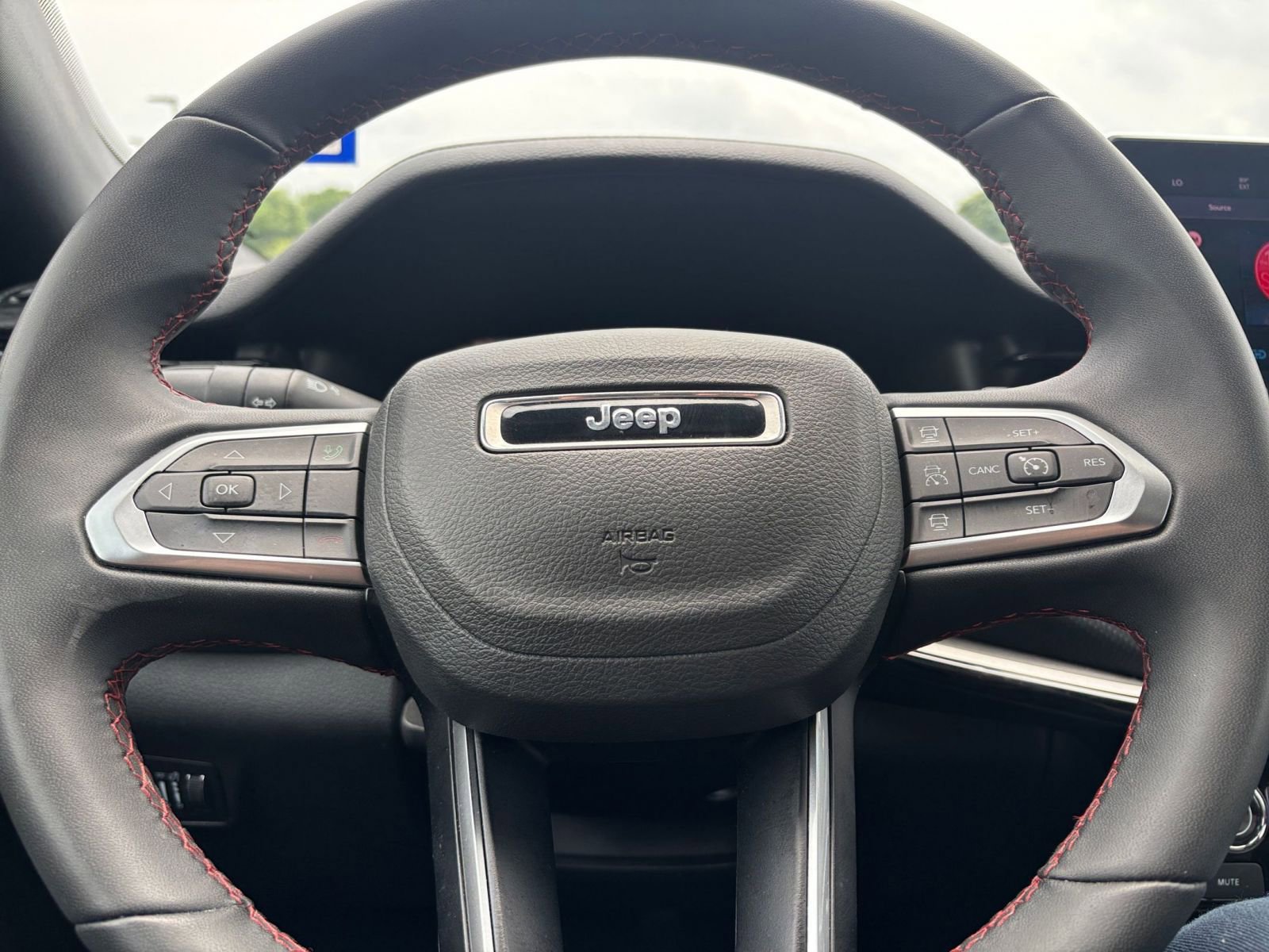 Thumbnail: 2025 Jeep Compass - 27