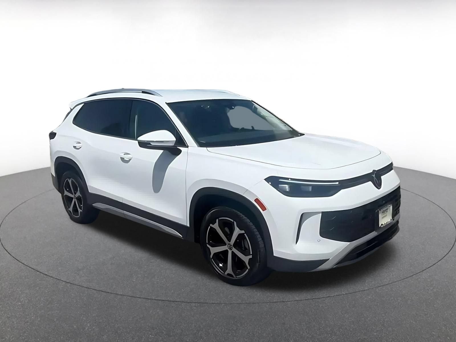 Thumbnail: 2026 Volkswagen Tiguan - 2