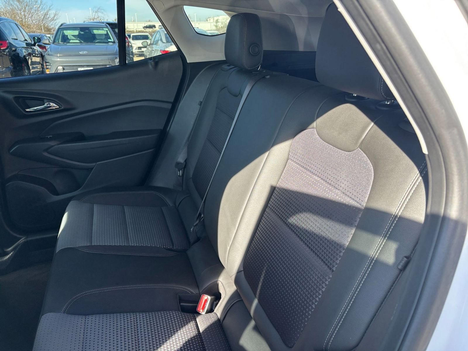 Thumbnail: 2025 Chevrolet Trax - 24