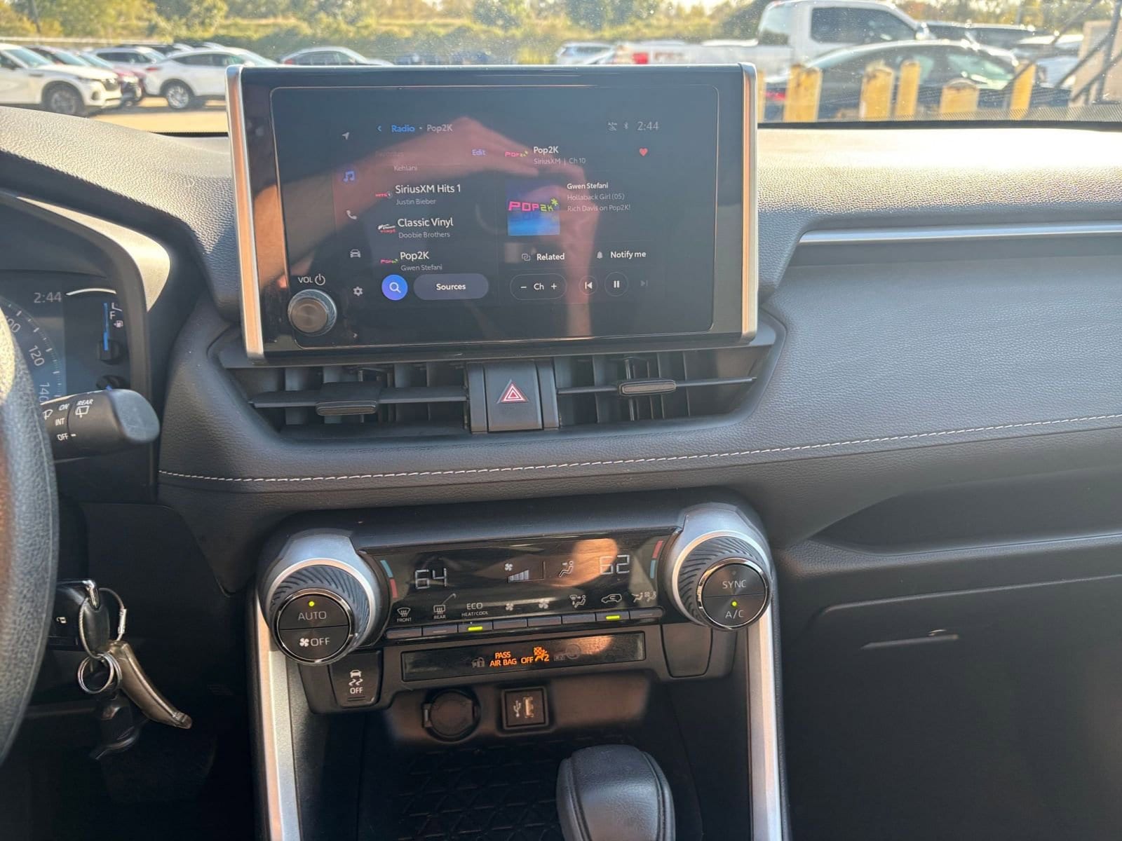 Thumbnail: 2025 Toyota RAV4 - 18