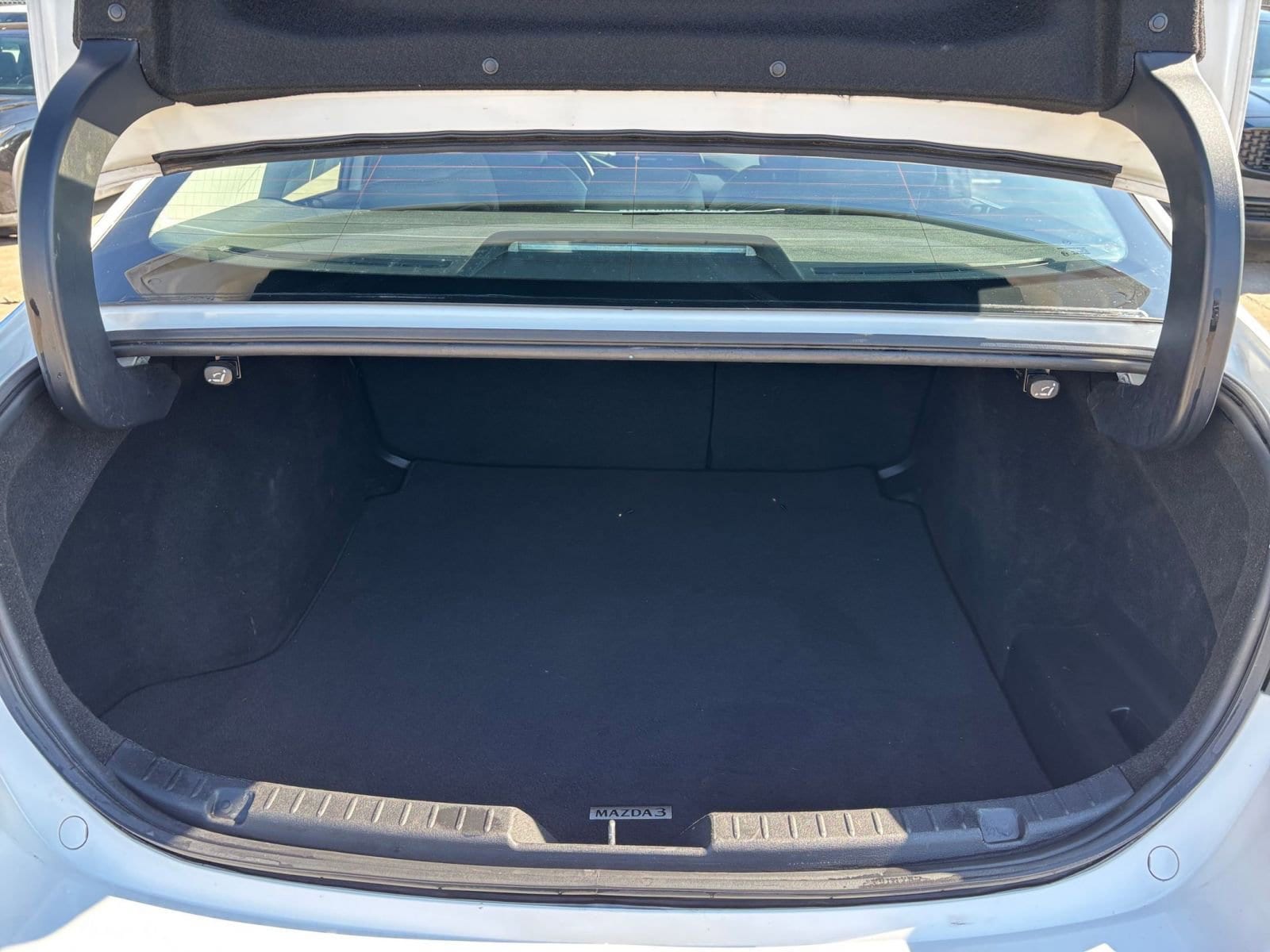 Thumbnail: 2023 Mazda Mazda3 - 29