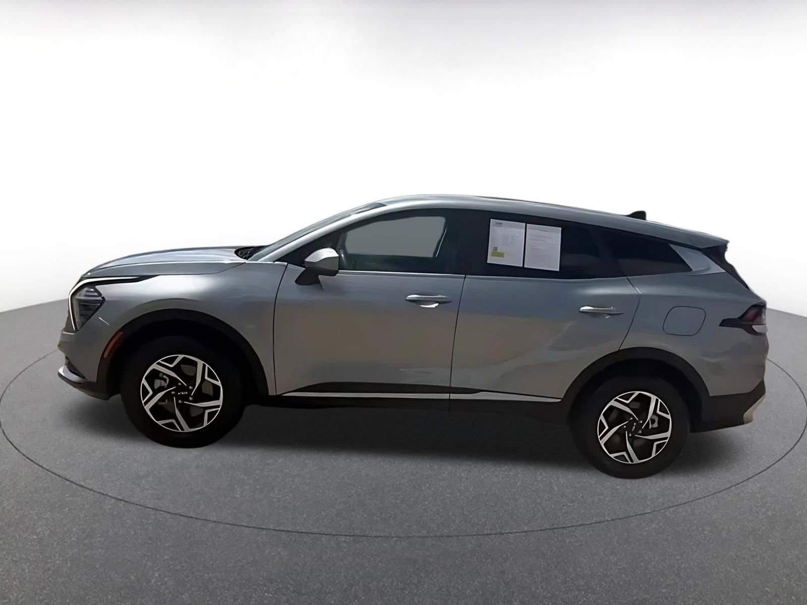 Thumbnail: 2024 Kia Sportage - 9