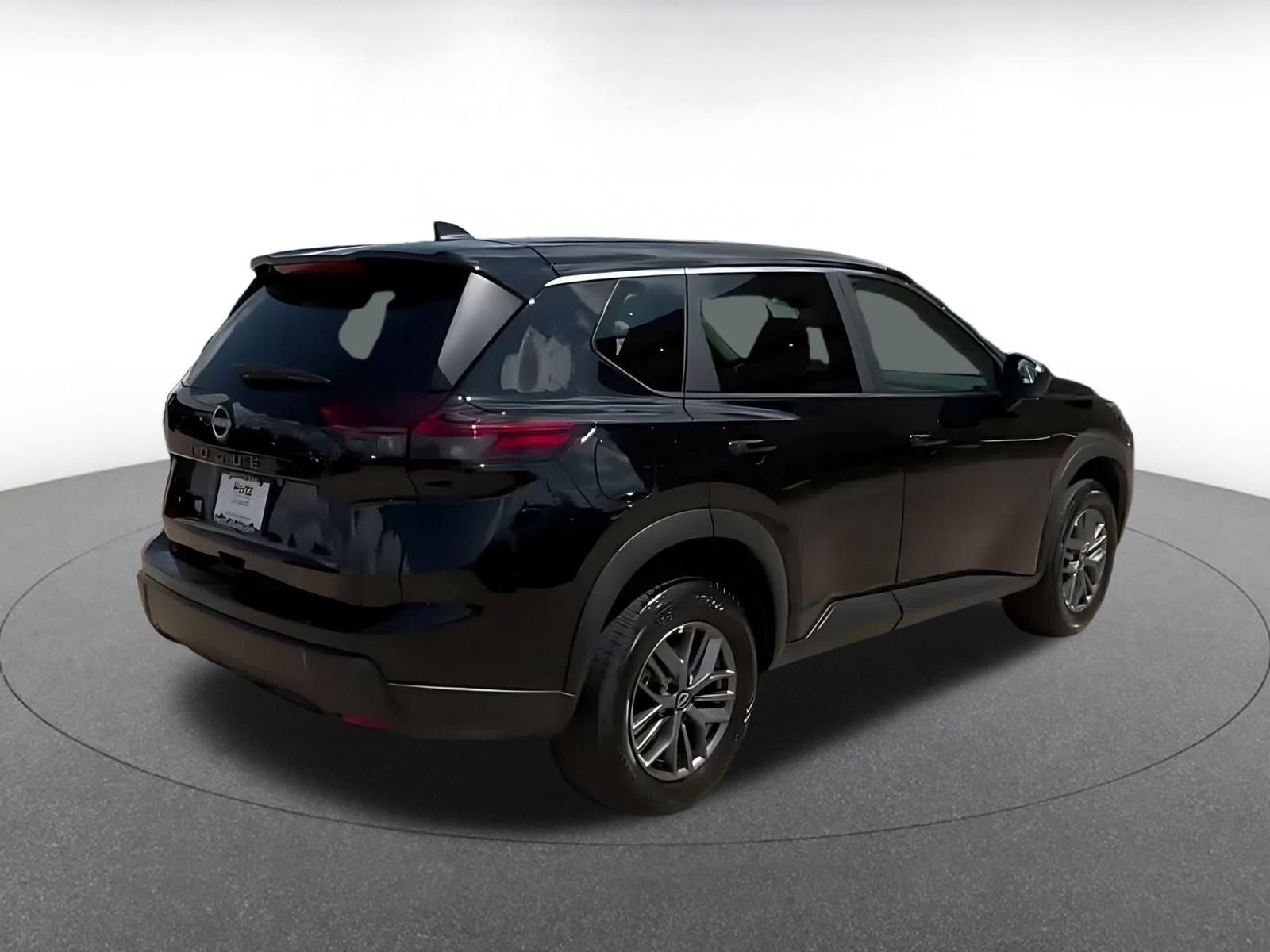 Thumbnail: 2026 Nissan Rogue - 15