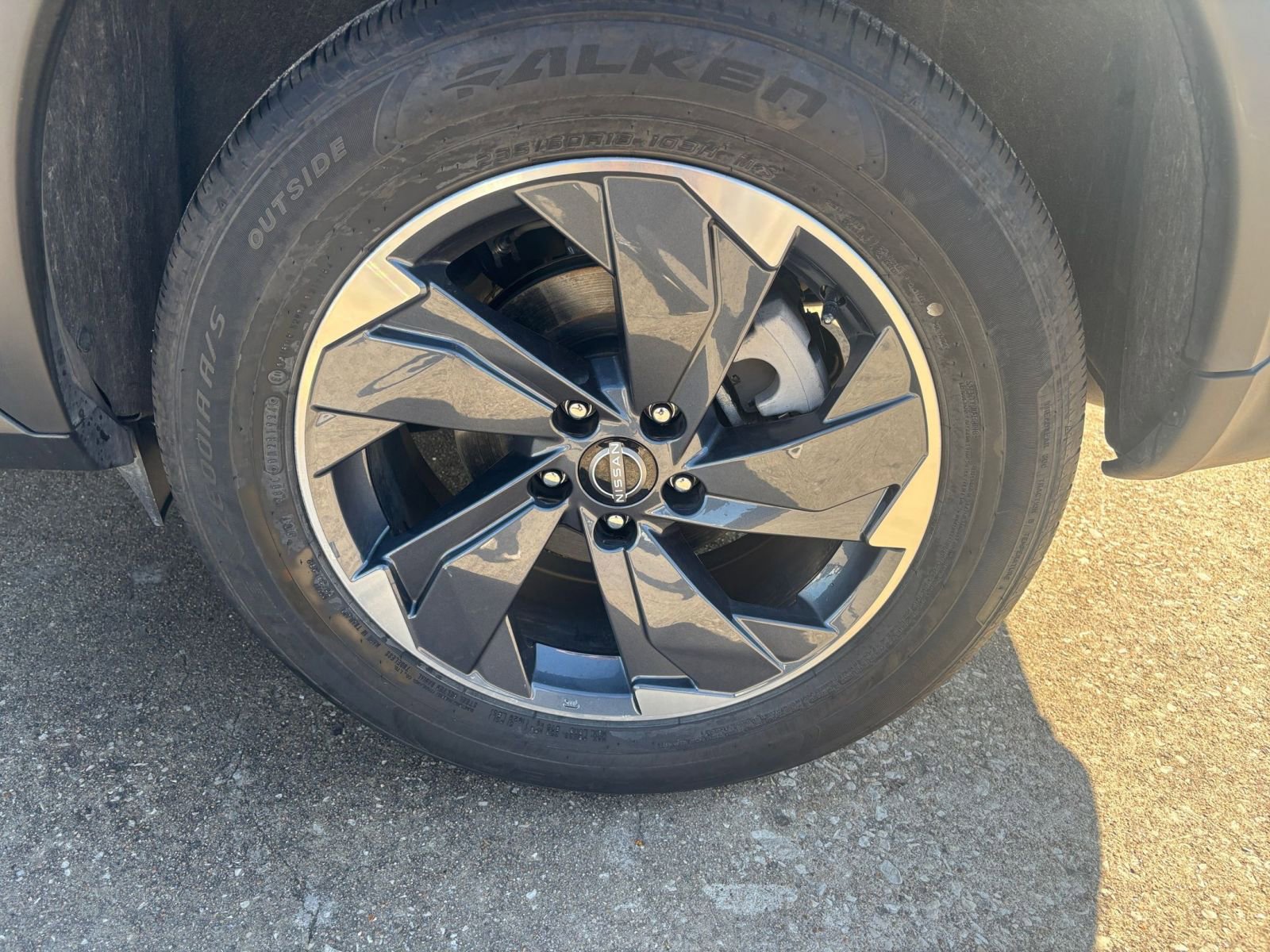 Thumbnail: 2025 Nissan Rogue - 32