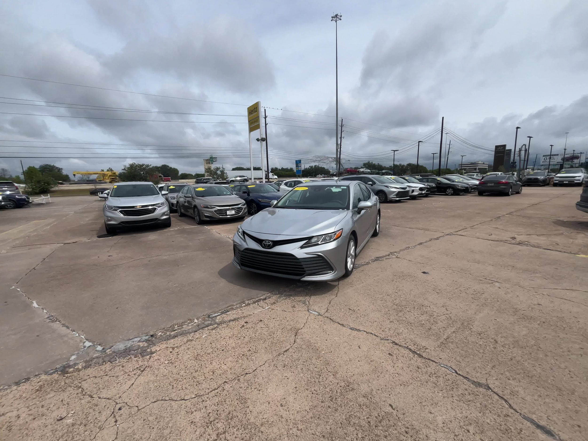 2023 Toyota Camry LE 8