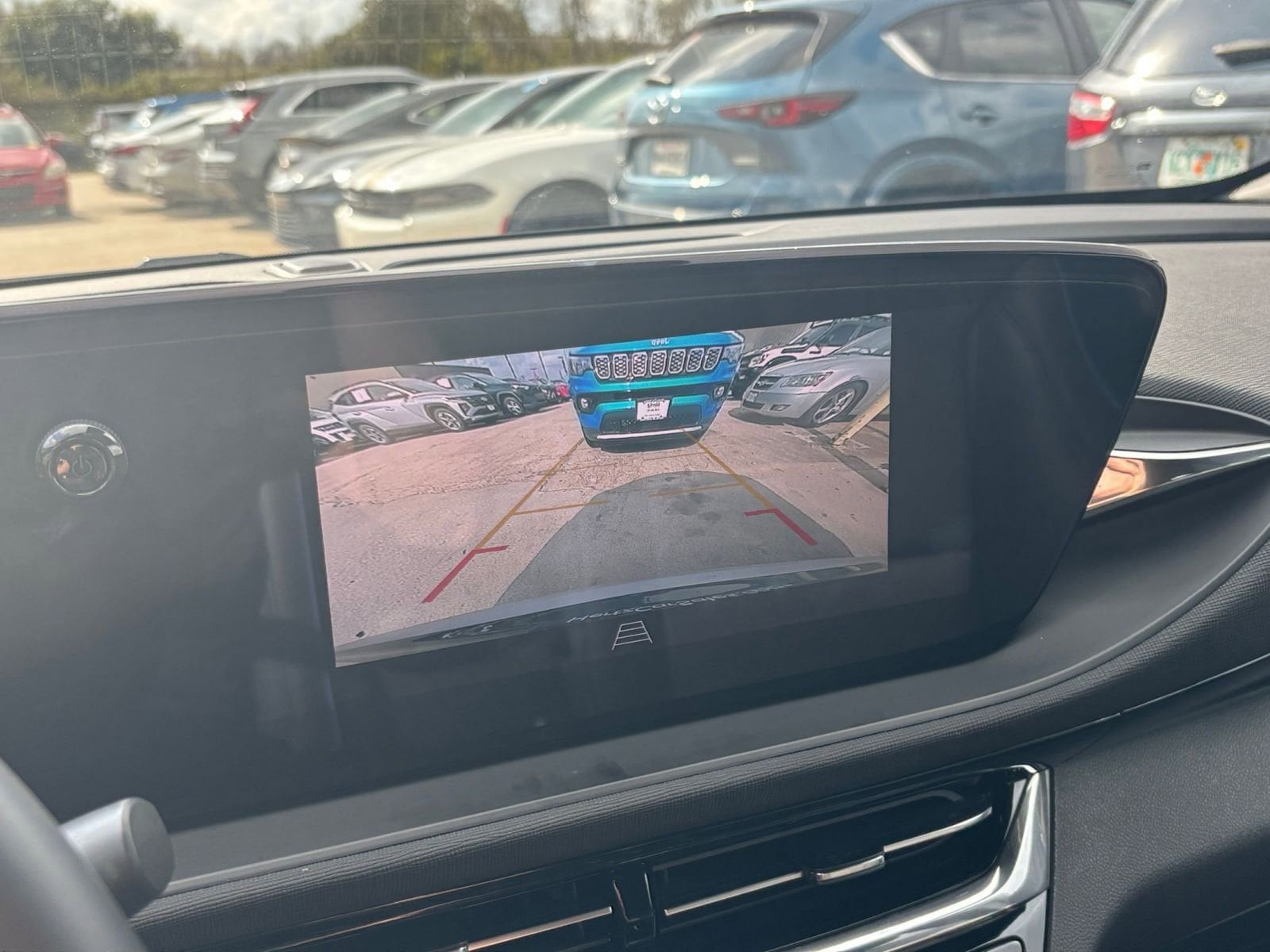 Thumbnail: 2025 Buick Envista - 17