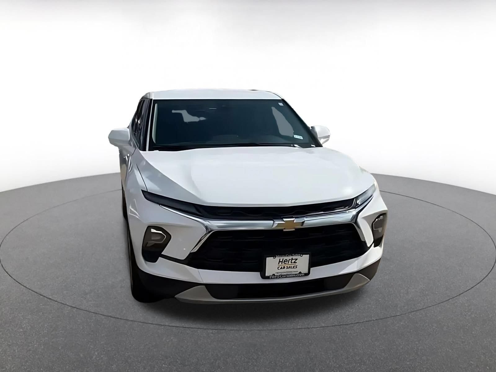Thumbnail: 2026 Chevrolet Blazer - 4