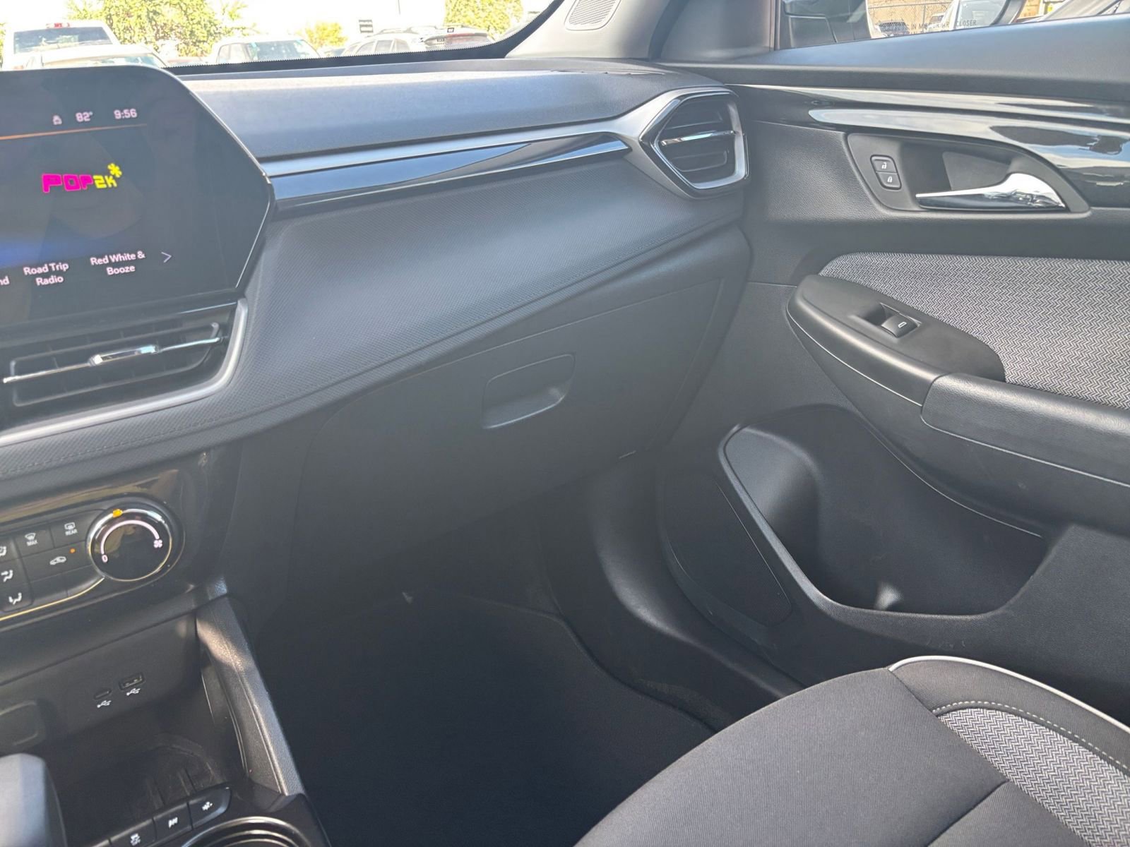 Thumbnail: 2025 Chevrolet TrailBlazer - 33