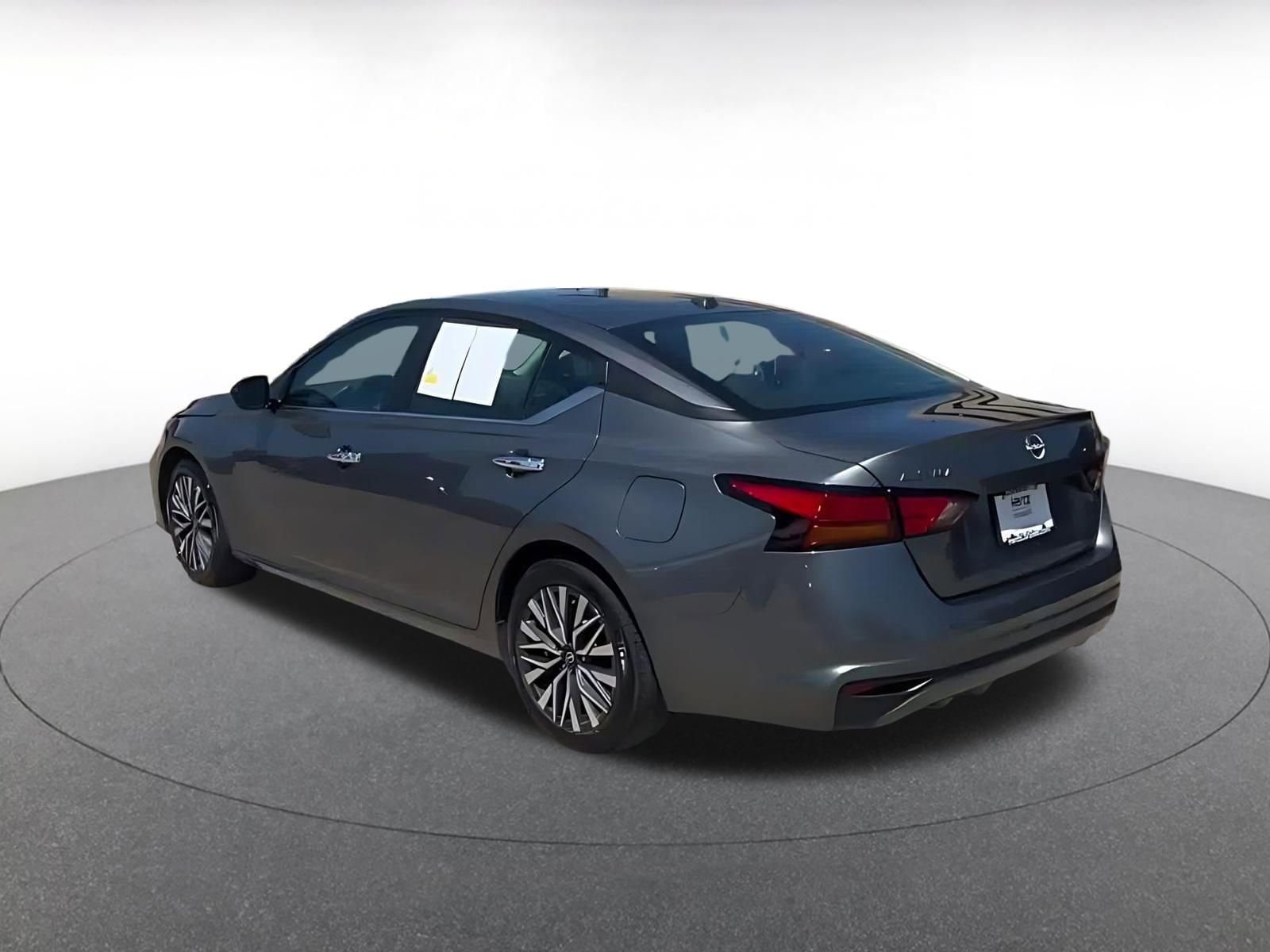 Thumbnail: 2025 Nissan Altima - 11