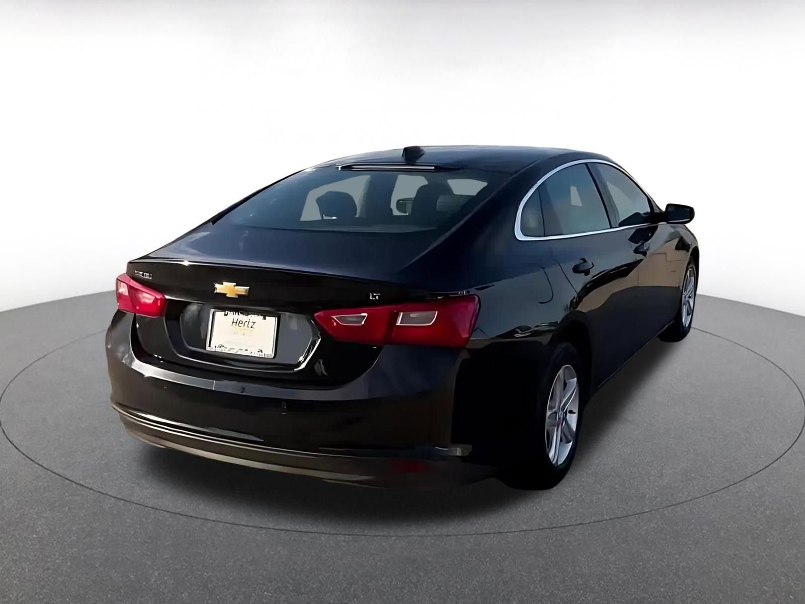 Thumbnail: 2023 Chevrolet Malibu - 15