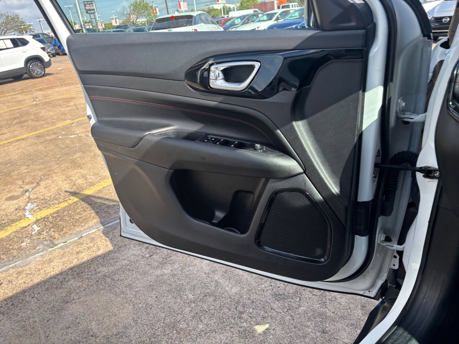 Thumbnail: 2025 Jeep Compass - 18