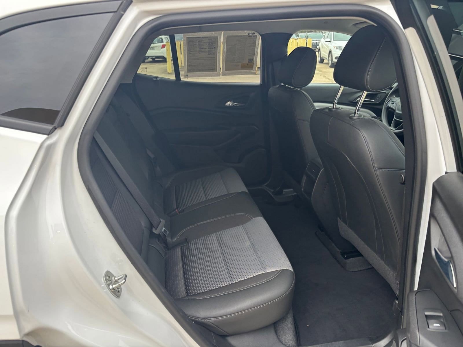 Thumbnail: 2025 Chevrolet Trax - 23