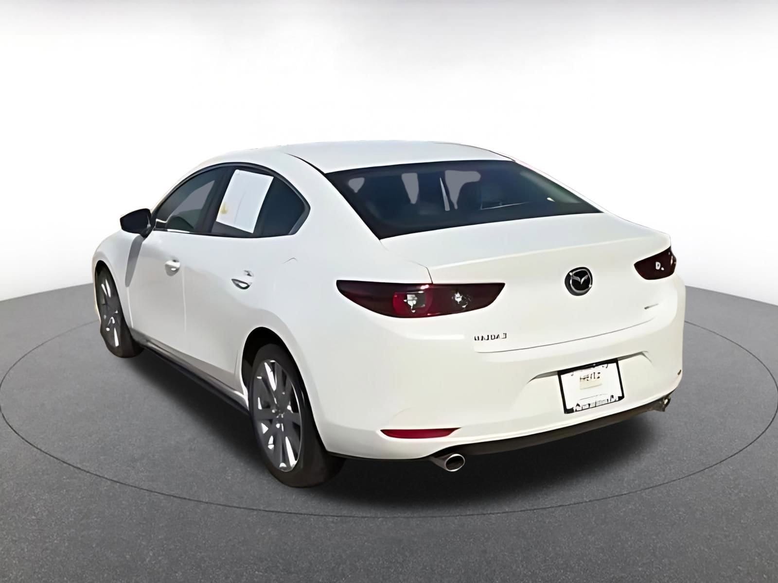 Thumbnail: 2023 Mazda Mazda3 - 16