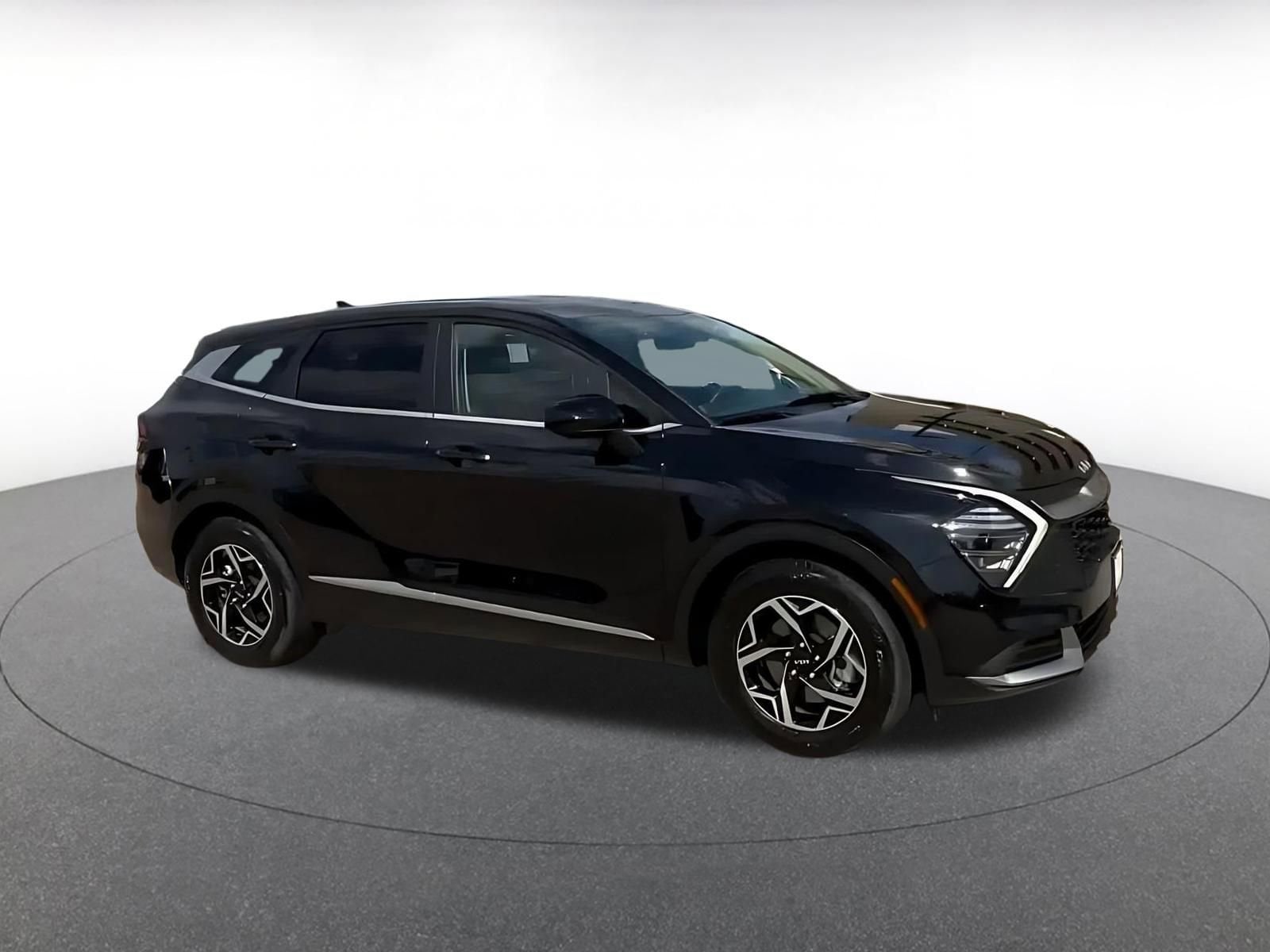 Thumbnail: 2025 Kia Sportage - 2