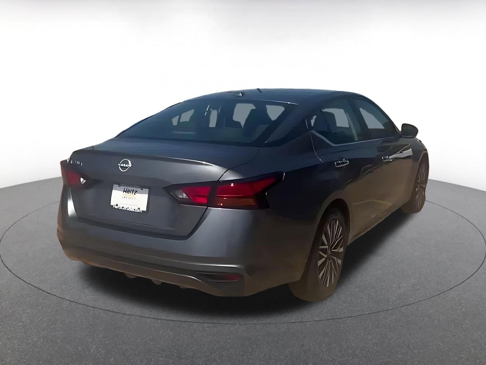 Thumbnail: 2025 Nissan Altima - 14