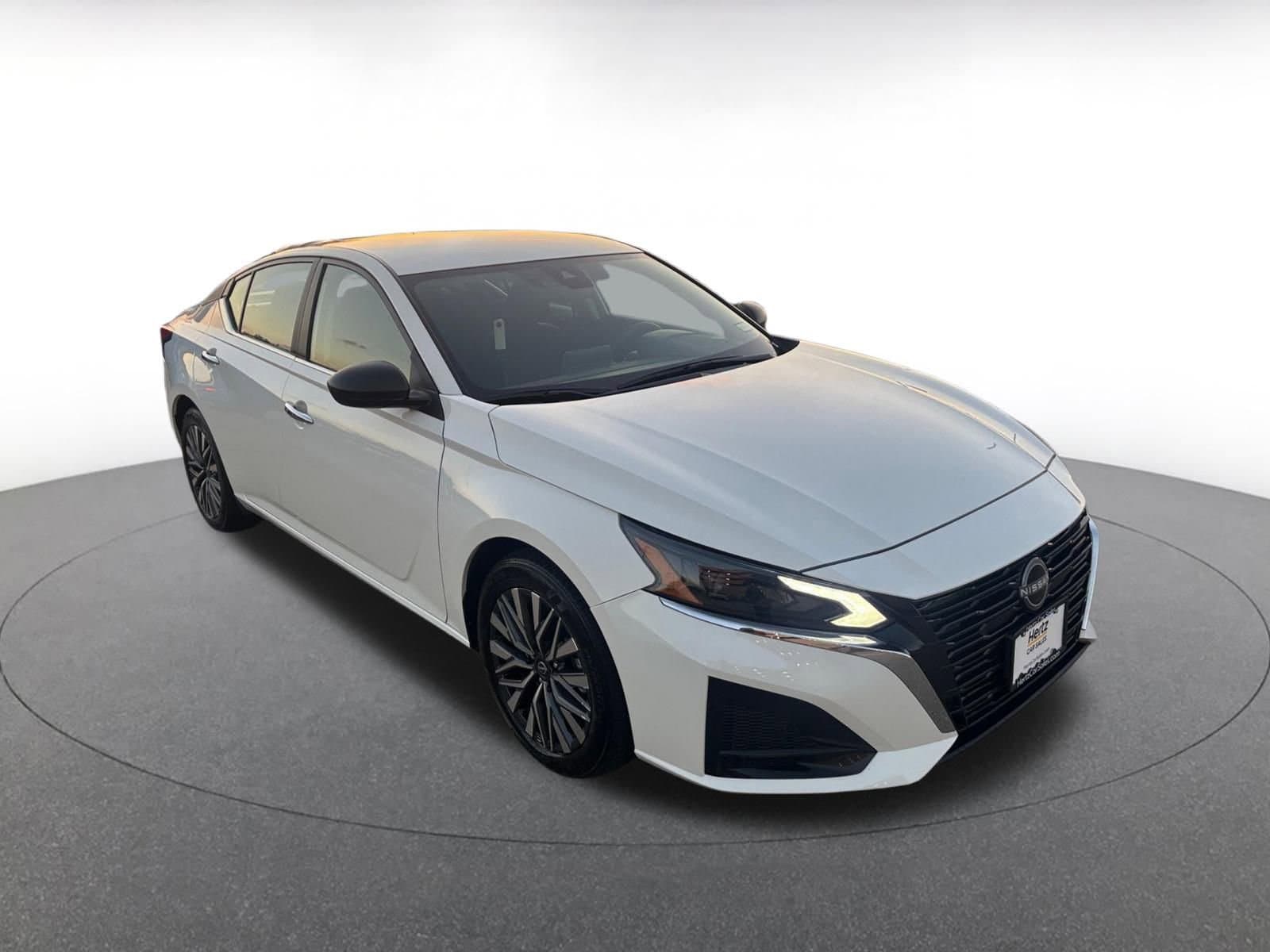 Thumbnail: 2025 Nissan Altima - 1