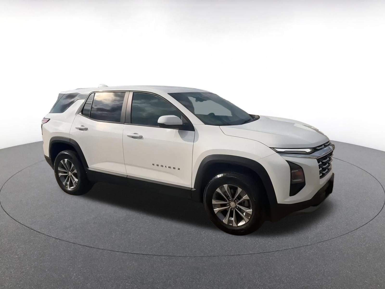 Thumbnail: 2025 Chevrolet Equinox - 2