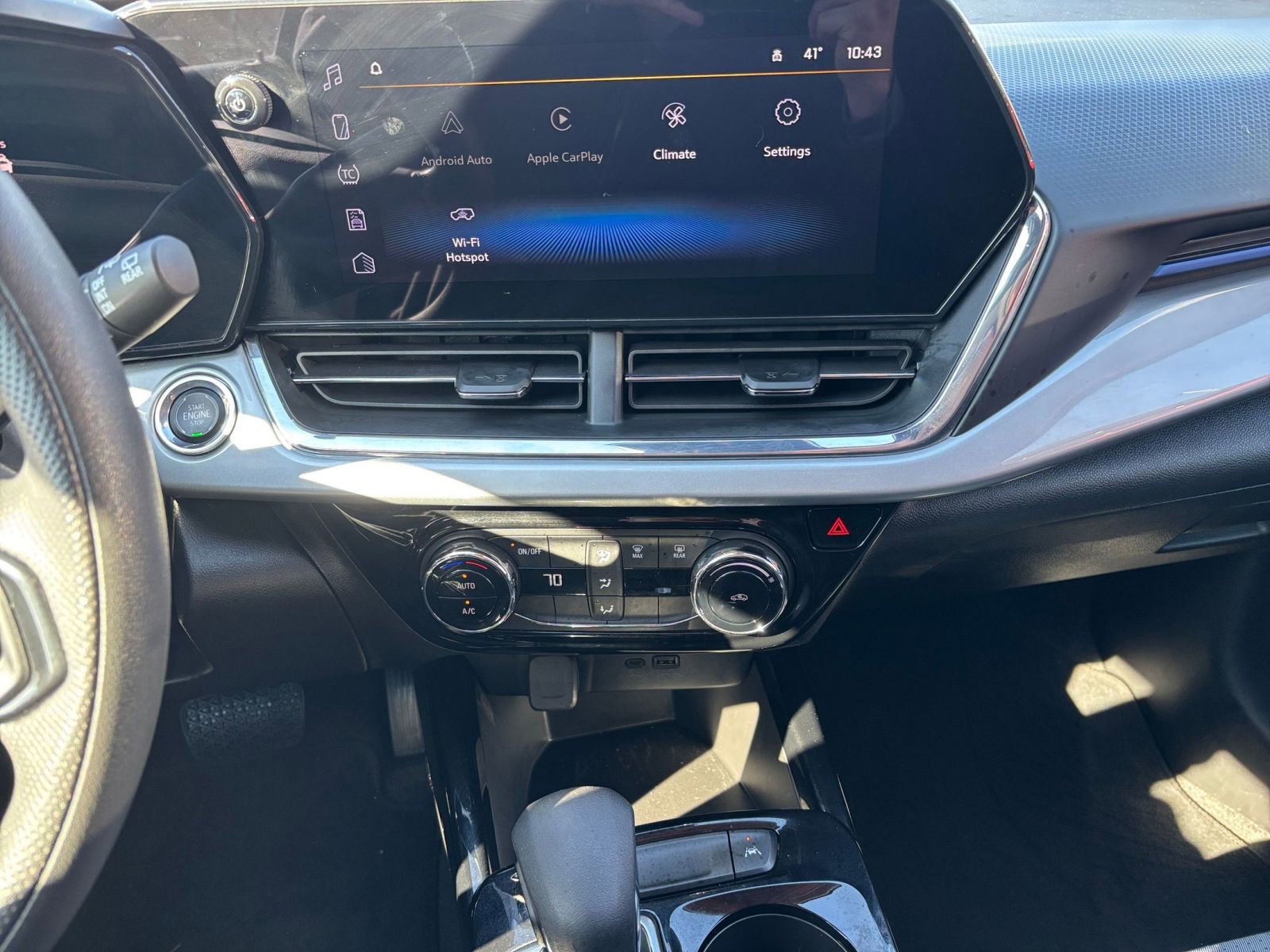 Thumbnail: 2025 Chevrolet Trax - 17