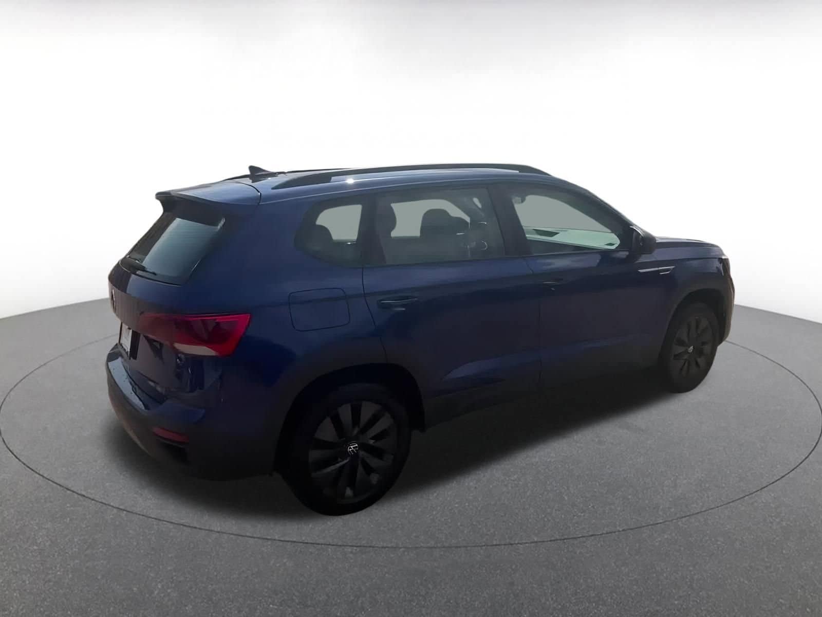 Thumbnail: 2024 Volkswagen Taos - 14