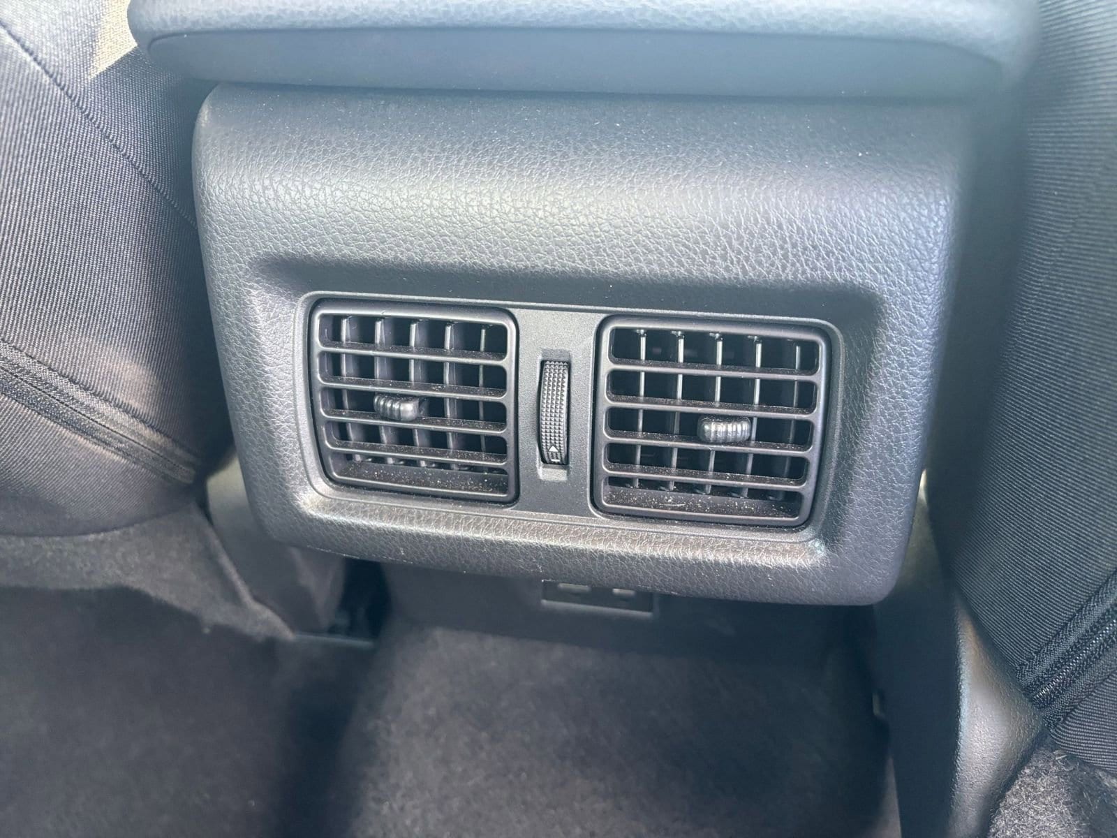 Thumbnail: 2025 Toyota Camry - 23