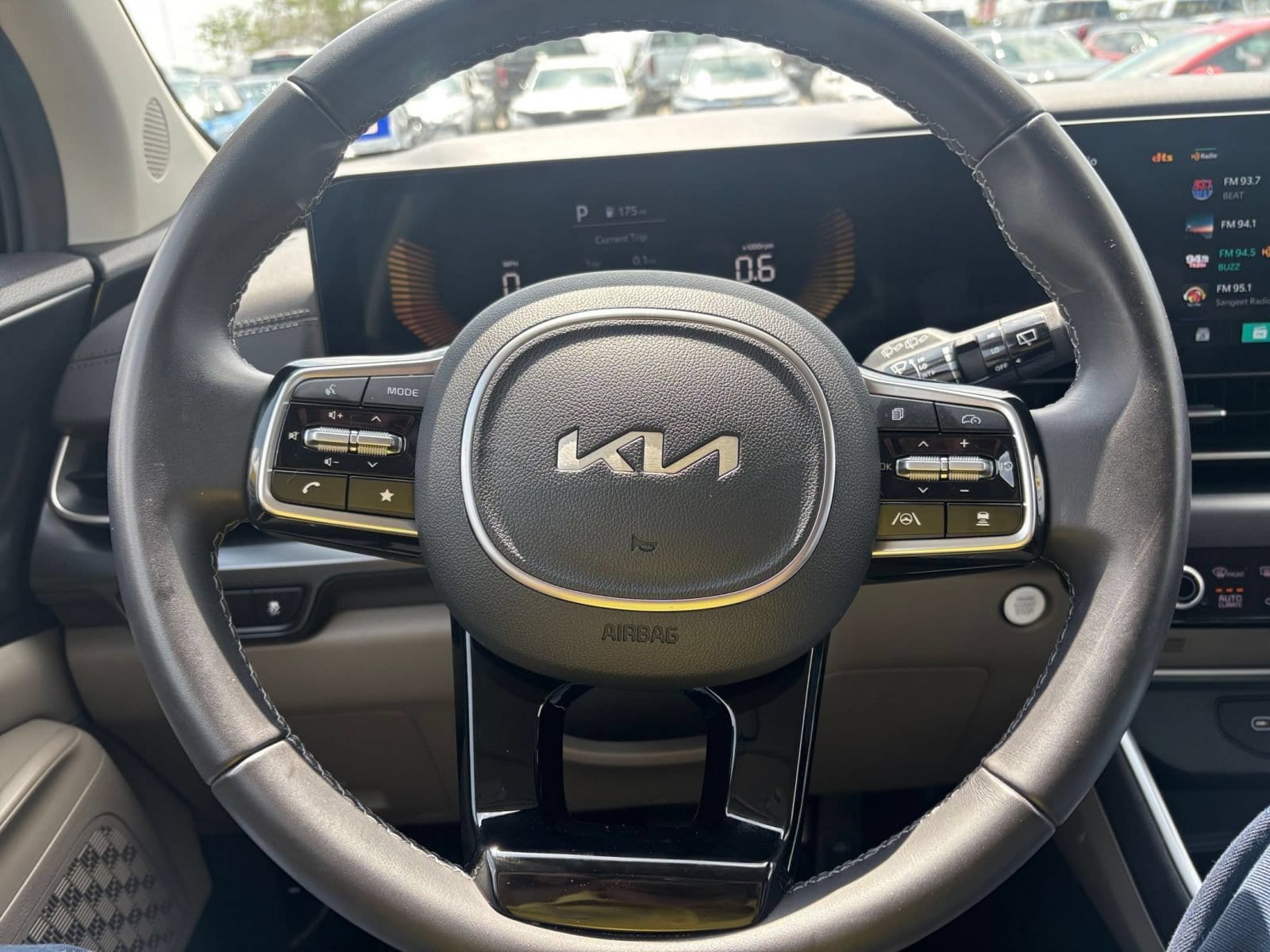 Thumbnail: 2026 Kia Carnival - 30