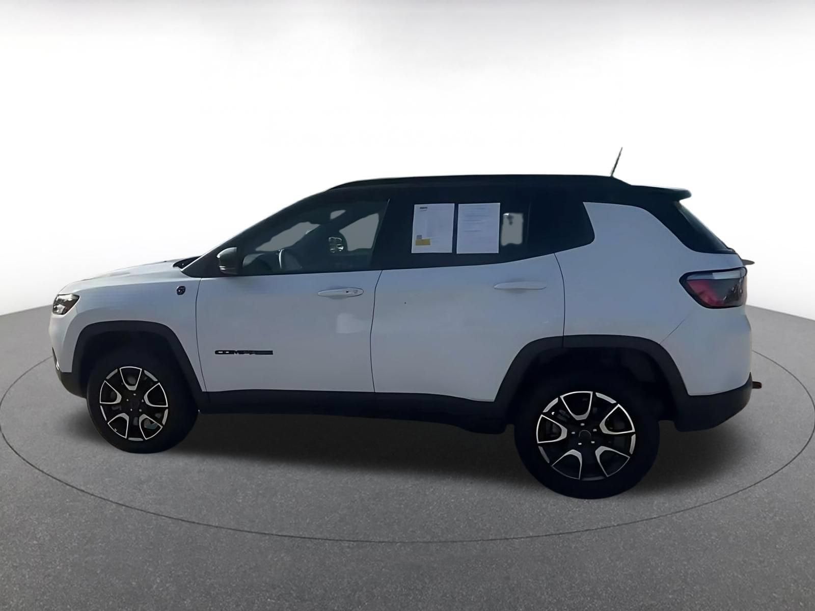 Thumbnail: 2025 Jeep Compass - 8