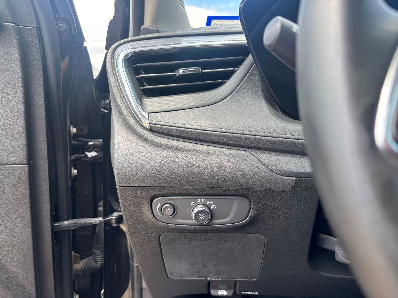 Thumbnail: 2025 Buick Encore GX - 33