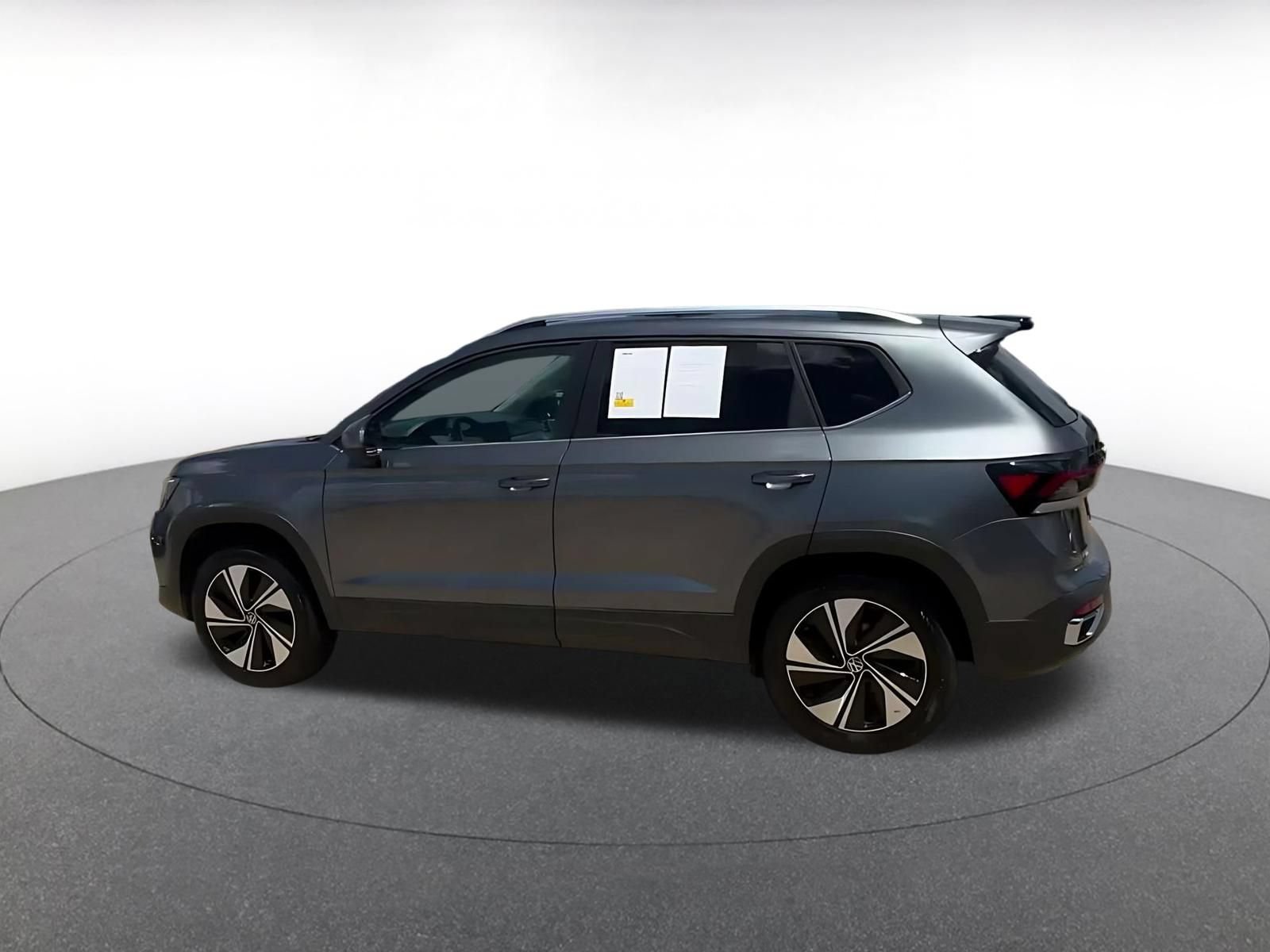 Thumbnail: 2026 Volkswagen Taos - 8
