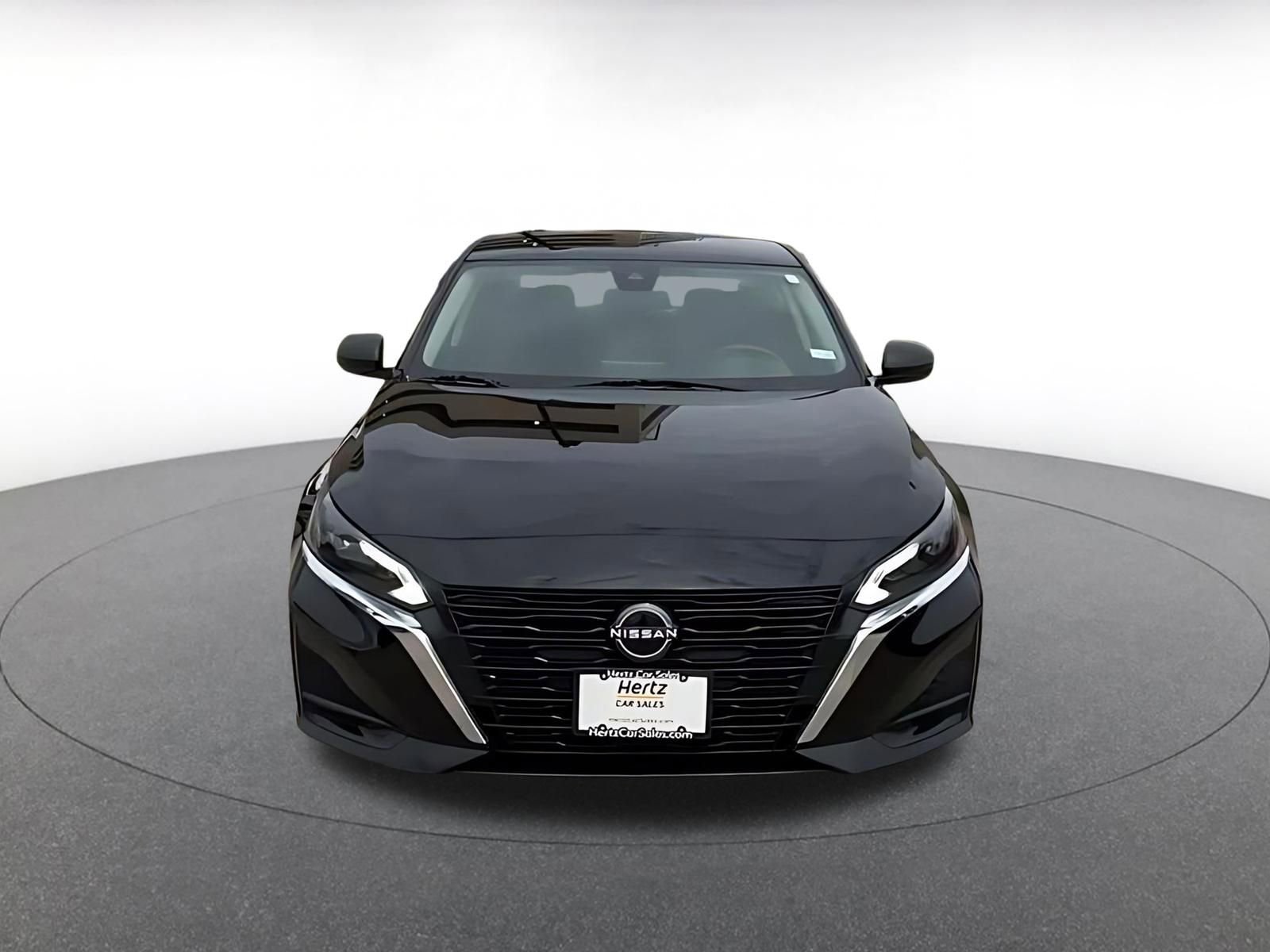 Thumbnail: 2025 Nissan Altima - 4