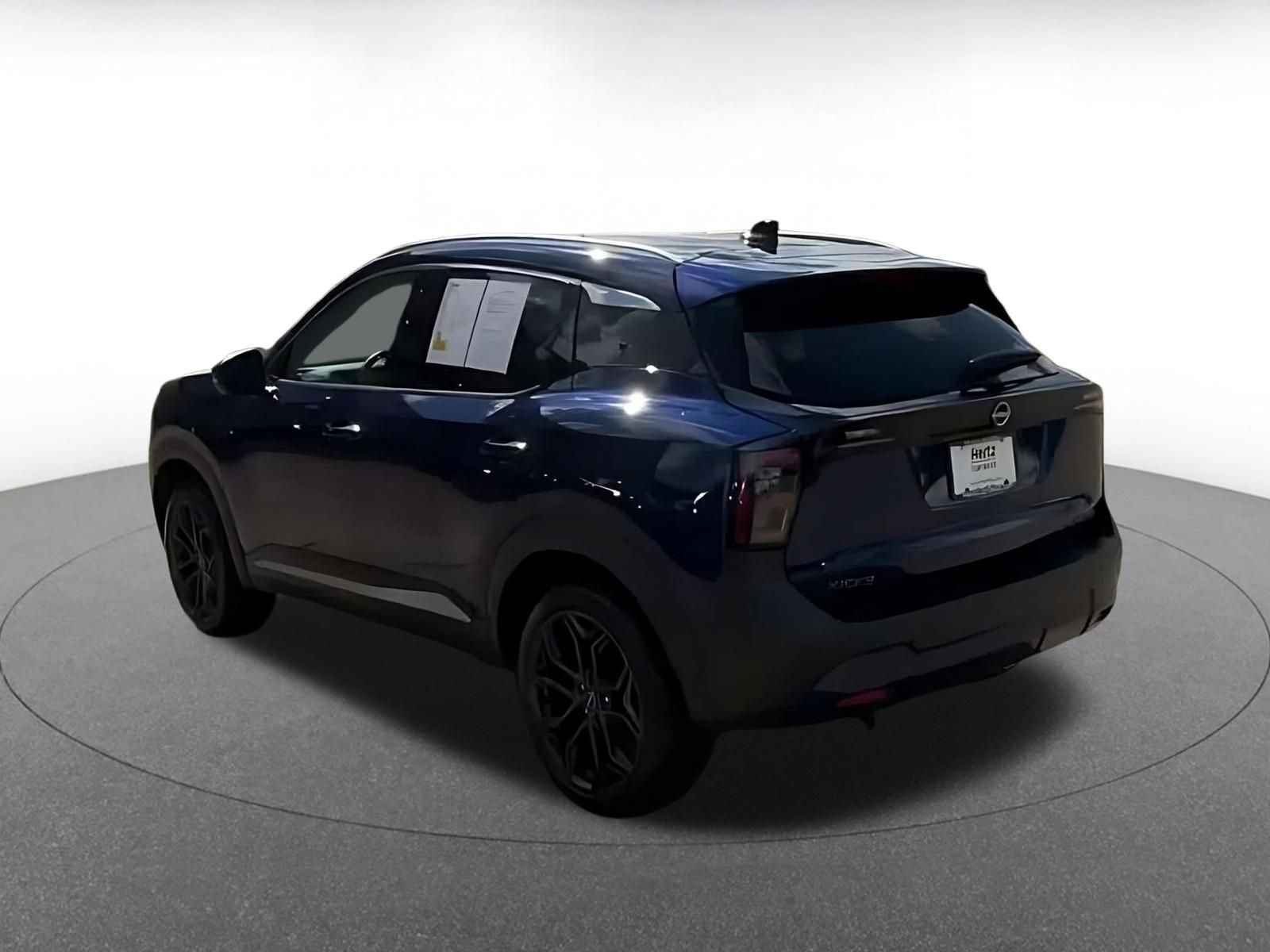Thumbnail: 2026 Nissan Kicks - 10