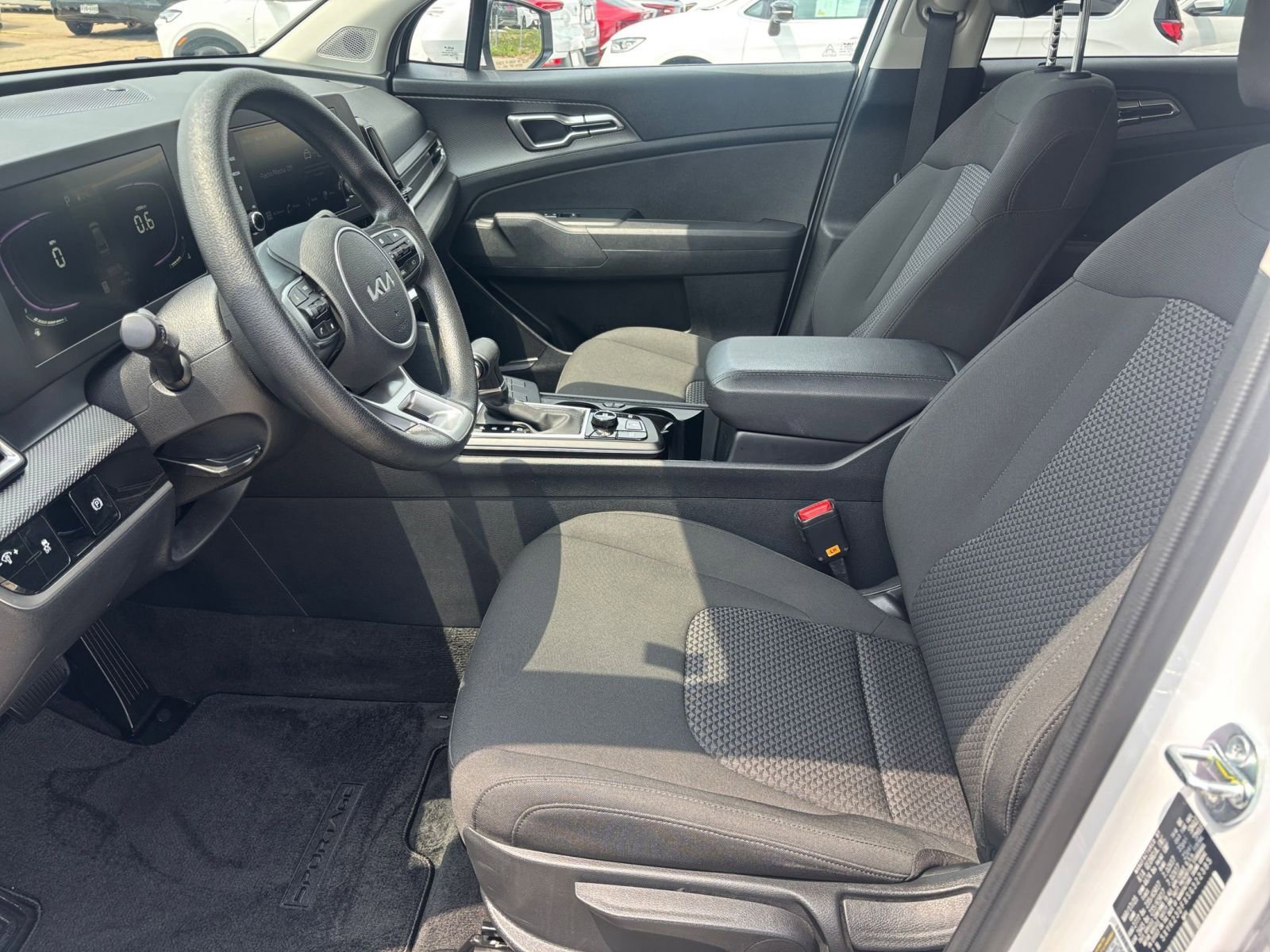 Thumbnail: 2025 Kia Sportage - 25