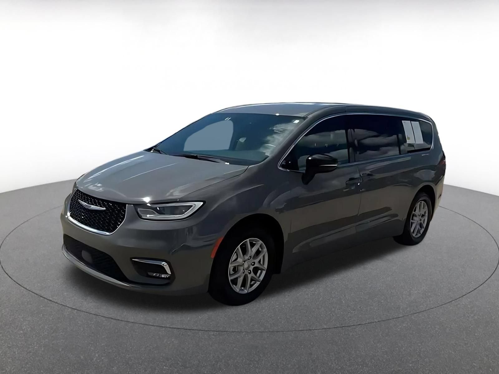 Thumbnail: 2025 Chrysler Pacifica - 6