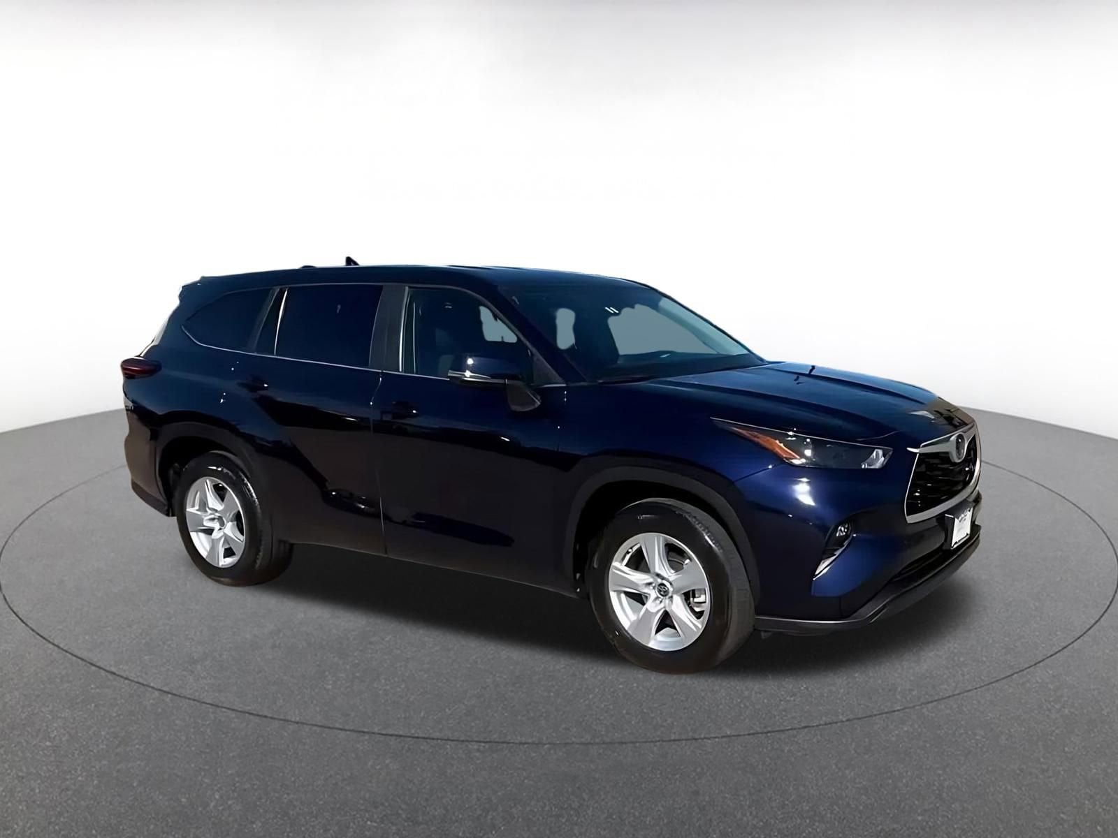 Thumbnail: 2025 Toyota Highlander - 2